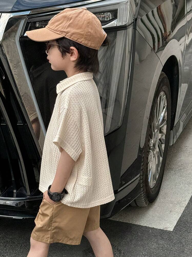 SHEIN 1pc Young Boy Casual School Style Fashionable Versatile Soft Loose Fit Korean Version Short Sleeve Polo Shirt With Textured Fabric, Suitable For Everyday Wear, Sports, Outings, Campus, Gatherings, Festivals, Photography In Spring, Summer, And Autumn - White - View 3