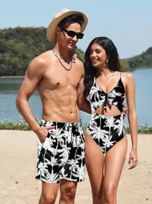 Manfinity VDAYZ Men's Beach Shorts (Printed Asymmetrical Design), Minimalist & Fashionable, Suitable For Summer - Black and White - View 6