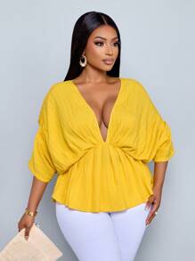 SOLERSUN New Spring And Summer Plus Size Women's Solid Color Vacation Loose Casual Outing V-Neck Pleated Ruffled Bat Wing Sleeve Short-Sleeved Shirt, Casual Tops