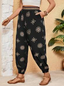 SHEIN Clasi Plus Size Popular Lace Patchwork, Special Linen-Feel Textured Fabric, Cinched Waist & Ankle Design Pants, Best Selling Silhouette, Versatile Casual Vacation Wear, Suitable For Spring, Summer, Autumn, Winter Beach Vacations, Park Picnics, Daily Commutes, Shopping And Entertainment, Etc. Comfortable And Distinctive Fabric, High Cost-Performance. - Black - View 4