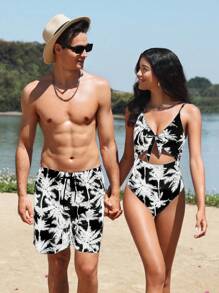 Manfinity VDAYZ Men's Beach Shorts (Printed Asymmetrical Design), Minimalist & Fashionable, Suitable For Summer - Black and White - View 7