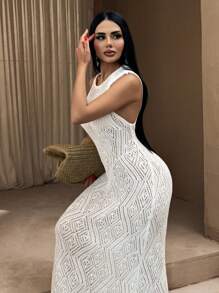 RueChic Vestido largo sin mangas de punto color crema como prenda para cubrir el bikini en la playa