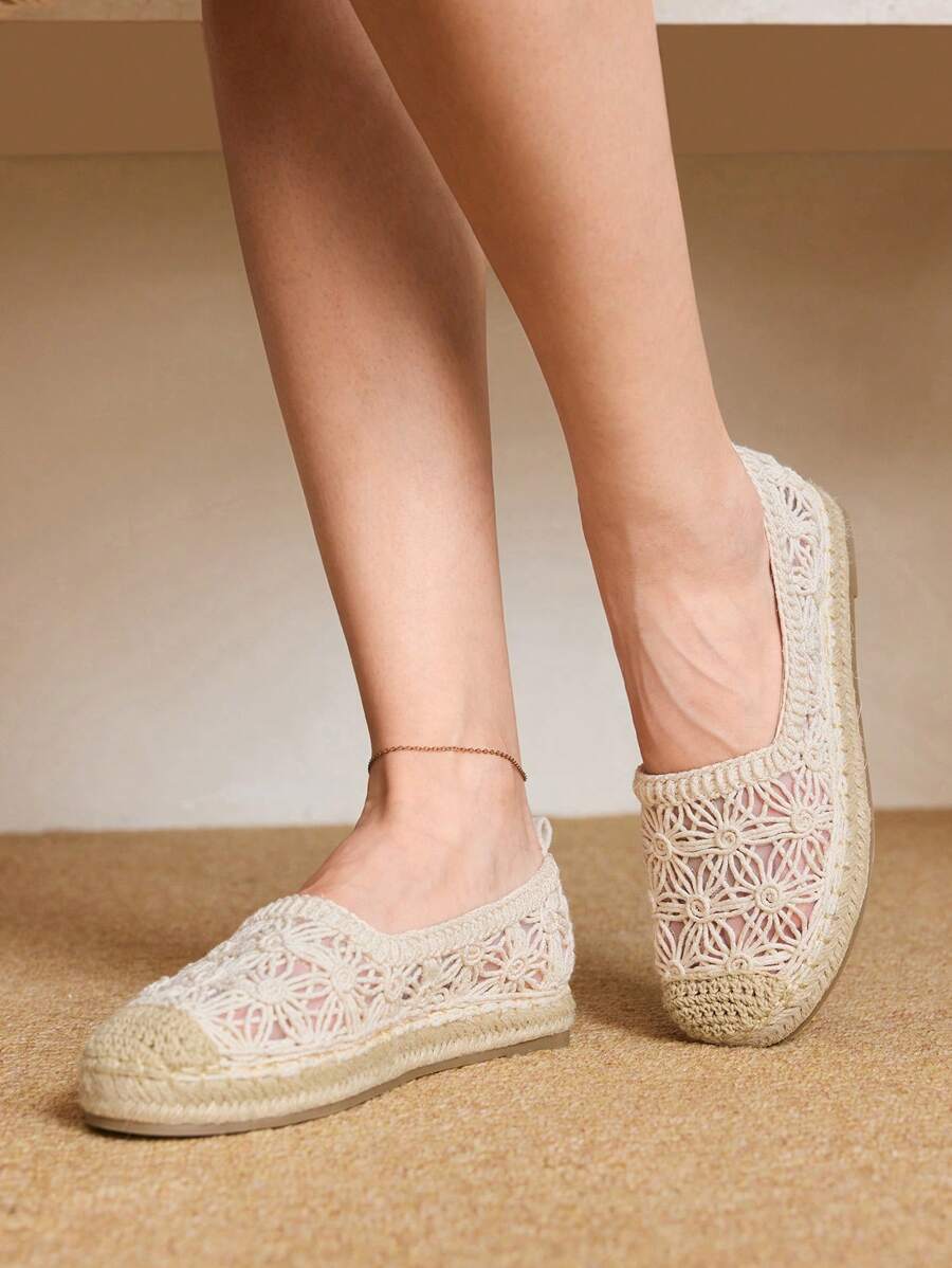Styleloop Beige Woven Casual Straw Flat Sandals - Beige - View 1