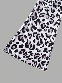 Tween Girls Sets White And Gray Color Scheme, Gray And Black Heart Leopard Print Short Sleeves Paired With Black And Gray Leopard Print Bell Bottoms - Grey - View 4