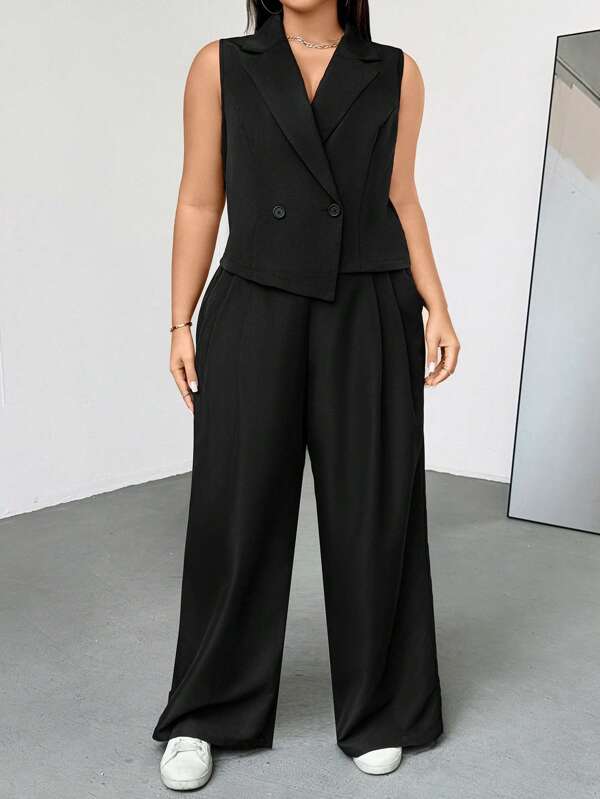 Auralis Ensemble deux pièces pour femmes grandes tailles, printemps et été, mode décontractée et confortable. Top slim noir de base pour la vie quotidienne et pantalon à jambes dénudées. Style minimaliste, style vieille fortune, tenue de bureau, ensemble pantalon, tenue décontractée femme, tailleur courbe, été européen, ensemble blazer