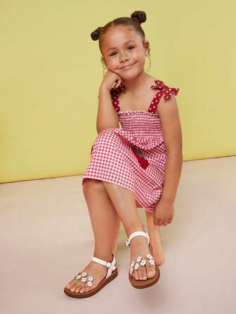 Mini mi Sandalias blancas de PU con puntera redonda y aplicaciones florales - adorables y cómodas