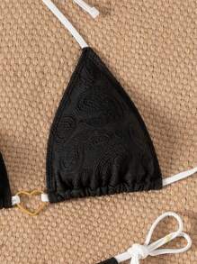 SHEIN Swim 2 件套女士时尚度假海滩纹理纯色金属心形装饰吊带露背三角上衣和侧系带性感下装比基尼泳装 - 黑與白 - 查看 4