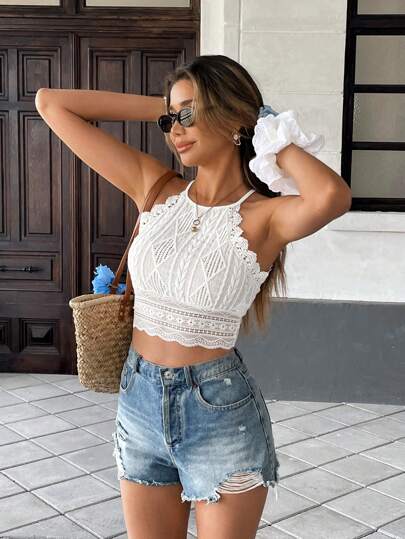 Serisse Women's Vacation Contrast Lace Cropped Slim Fit Halter Neck Tank Top,White Wedding Season, Lace Patchwork, Textured Fabric, Tight Halter Neck Tank Top, Summer Women's Clothing, Suitable For Daily And Holiday Wear Chic Resort