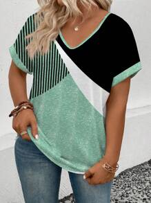 SHEIN New Fashionable Plus Size Women V-Neck Loose Print Short Sleeve T-Shirt