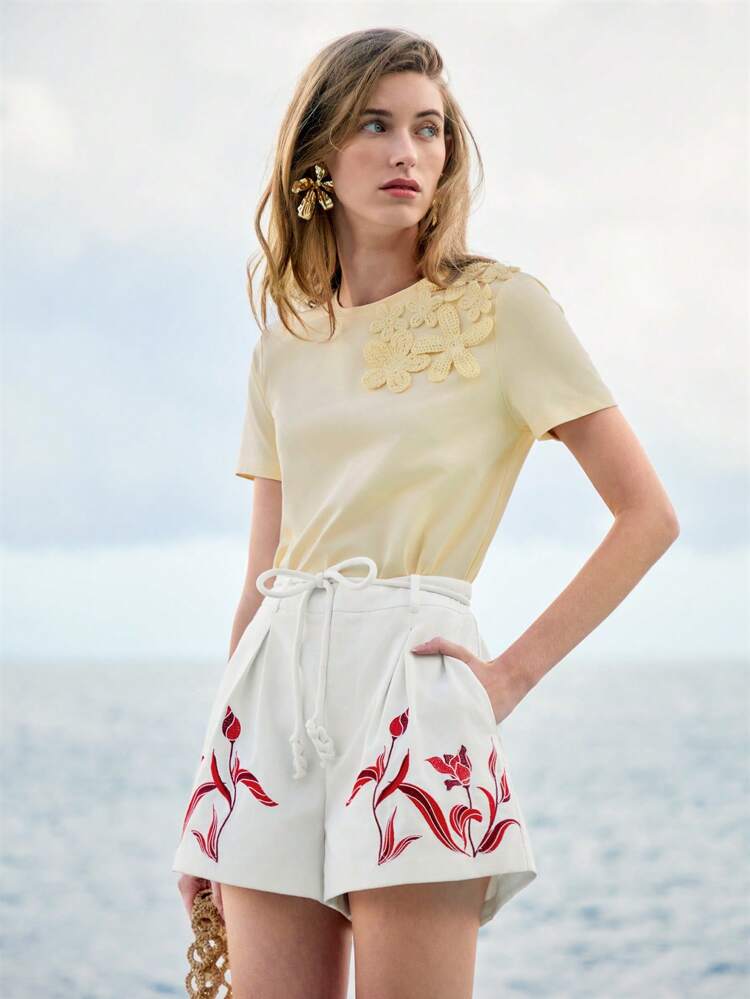 LINEN EMBROIDERY SLANT POCKET SHORTS