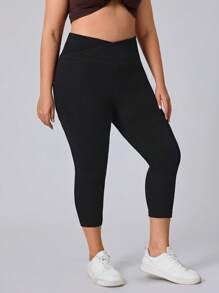 SHEIN Essnce Plus Size Women Simple Solid Color Slim Fit Stretchy Knit Casual Jeans - Black - View 4