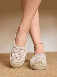 Styleloop Beige Woven Casual Straw Flat Sandals - Beige - View 3
