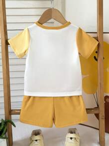 Conjunto de 2 piezas para niño pequeño de verano: Camiseta de punto con estampado de tigre lindo + Conjunto de pantalones cortos, adecuado para uso diario y actividades al aire libre