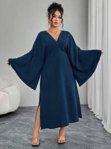 Modelyn Plus Size Elegant Solid Color Bell Sleeve Side Slit Dress - Navy Blue - View 4