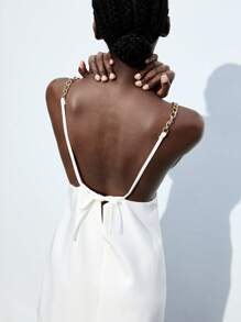 Maija Váy nữ vải chống nhăn, thắt nơ lệch vai, dây kim loại màu trắng, trang trí thu đông 2025, hiện đại, thanh lịch, lãng mạn, tinh tế, lễ hội âm nhạc đồng quê Y2K, cổ điển, Hàn Quốc, du lịch sân bay, đám cưới đường phố, khách, sinh nhật, Halloween, công sở, hẹn hò, tiệc tùng, sân bay, trở lại trường, thu đông nữ, váy hở lưng - trắng - Xem 1