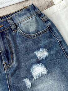 SHEIN Shorts vaqueros rasgados con borde deshilachado y lavado de piedra estilo bohemio para niñas preadolescentes, ropa de verano para niñas, ropa informal y de vacaciones de estilo bohemio para niñas en primavera y verano, atuendos de playa para niñas, ropa de calle occidental para niñas, atuendos de primavera y festivales con shorts vaqueros