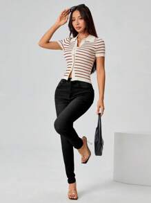 SHEIN PETITE Suéter de botones con rayas estilo "preppy" para mujer - Rojo - Ver 3