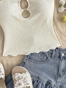 Soleia Women Vacation Cropped Cami Top With Textured Fabric, Front Cut-Out And Metal Flower Button Decor, Fitted And Shortened, Sexy & Fashionable For Party, Date, Leisure Beach Holiday - Beige - View 3