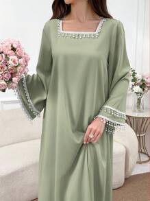 Al Najma 优雅方领喇叭袖串珠花卉装饰女式连衣裙 - 薄荷綠 - 查看 3