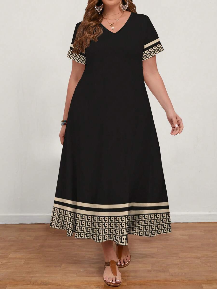 EMERY ROSE 几何印花大码女式休闲简约 V 领短袖连衣裙，适合夏季 - 黑色 - 查看 1