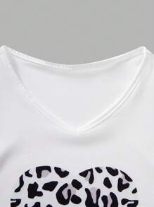 Tween Girls Sets White And Gray Color Scheme, Gray And Black Heart Leopard Print Short Sleeves Paired With Black And Gray Leopard Print Bell Bottoms - Grey - View 3