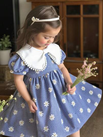 SHEIN LMoss Kids Vestido de verano con cuello y estampado floral a cuadros lindo para bebé niña
