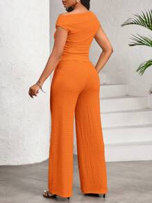 SHEIN Lady 白色弹力纹理不对称领上衣和阔腿裤配松紧腰带裤子女两件套休闲日常优雅四季皆宜 - 橘色 - 查看 2