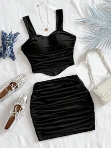 Soleia 2 件性感心形领口修身吊带背心和裙子套装，适合约会和情人节 - 黑色 - 查看 3