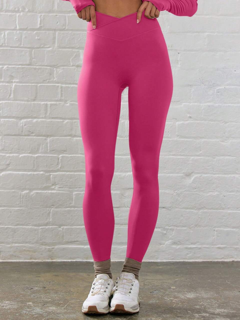 Legging de Sport Rose Uniquement avec Taille Croisée et Coupe Ajustée