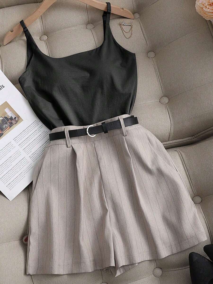 SHEIN PETITE 休闲条纹宽松工装百慕大短裤，百搭春夏女士下装