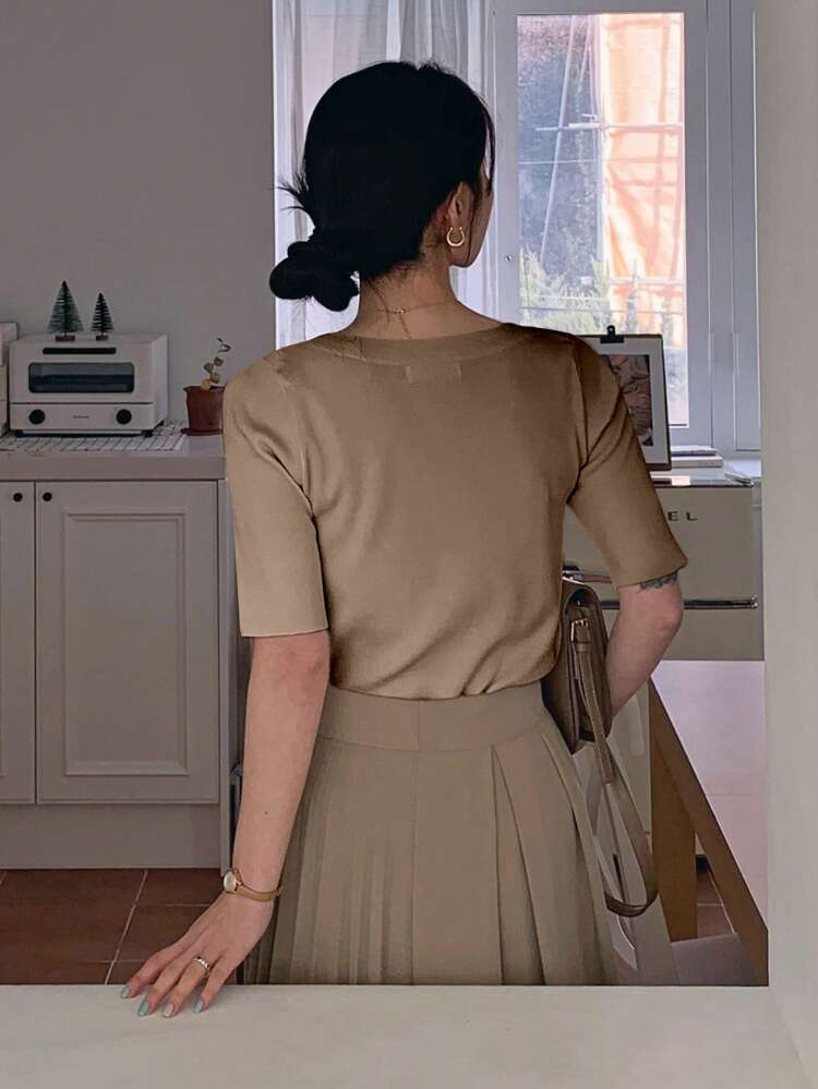 Women's Solid Color Fitted Elegant Knit Base Layer Top