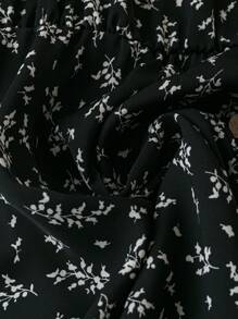 SHEIN LUNE 大码碎花泡泡袖休闲度假衬衫，适合夏季穿着，适合女性，复活节、母亲节等节日穿着，简约时尚，波西米亚风。 - 黑色 - 查看 4