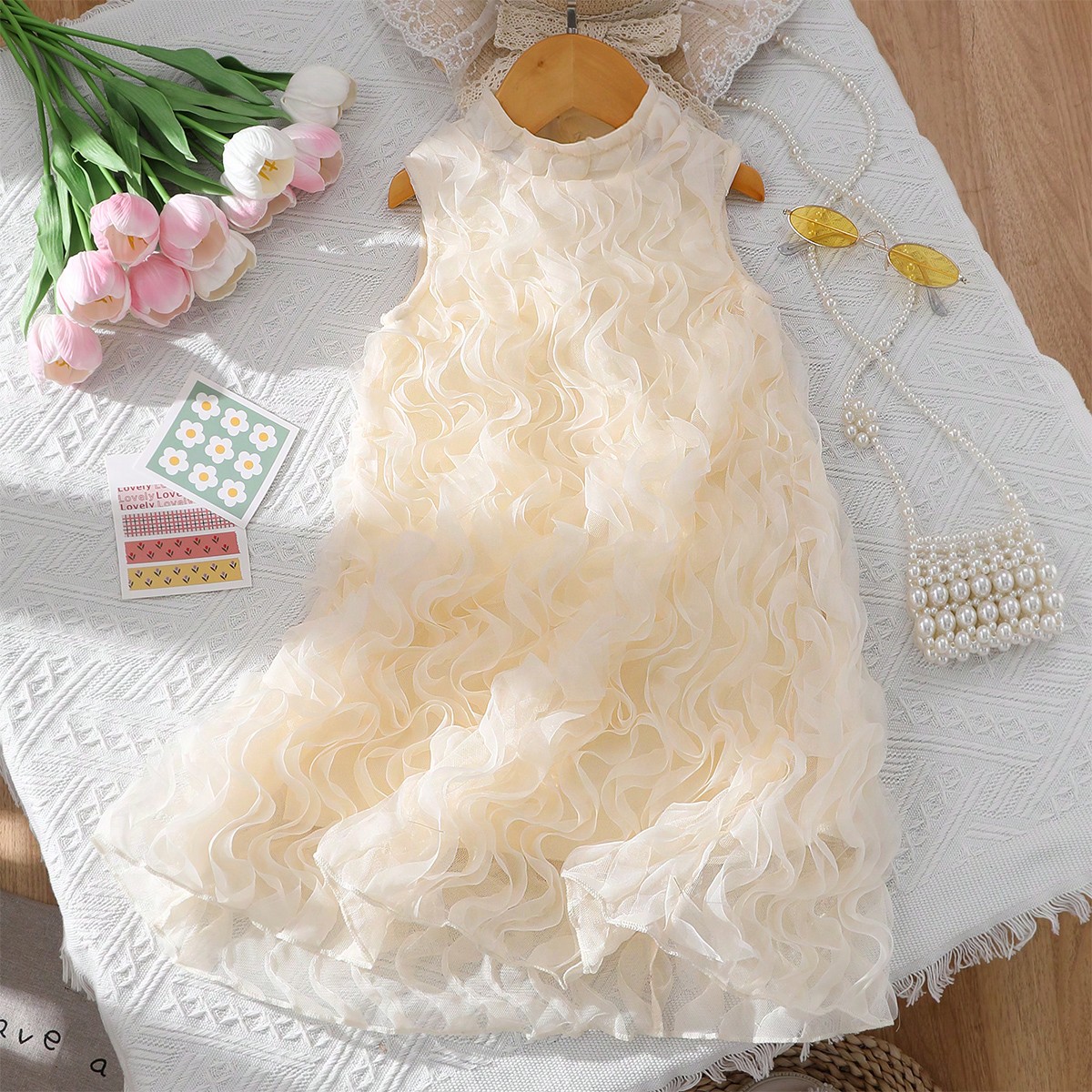Vestido de verano elegante sin mangas de unicolor con cuello ondulado para niña