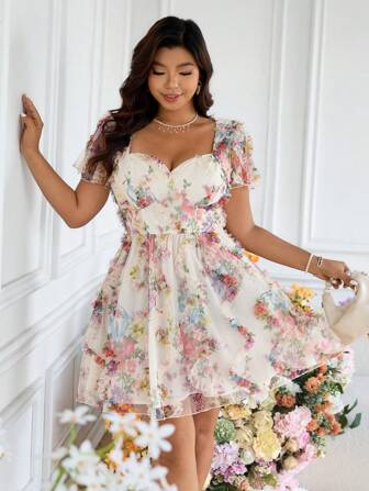 SHEIN Frenchy Söta sommarklänningar för kvinnor i plusstorlek, bröllopsklänningar, examensklänningar, tebjudningsklänningar, sommar för bröllopsgäster, födelsedagsklänningar för kvinnor, festklänningar för kvinnor, elegant, romantisk, blommig klänning med hjärtformad halsringning, kortärmad elegant klänning, strandklänning, semesterkläder bohemiska, korsettklänning