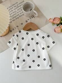 SHEIN Baby Girl Casual Polka Dot & Flower Print Short Sleeve Crew Neck Top, Suitable For Summer