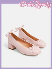 Dola Lovely 圆头蝴蝶装饰高跟鞋，时尚女士粗跟高跟鞋