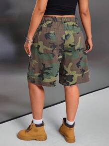 SHEIN ICON Plus Size Multi-Pocket Camouflage Cargo Denim Shorts - Multicolor - View 2