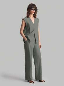 Ontre 2025 Summer New Grey Wide Shoulder Double Lip Pocket Design Front Closure Sleeveless Jacket For Women, Business Casual Daily Commute Elegant Beachwear For Wedding Guests, Country Music Concerts, Brunch, Airport, 90s Retro Stockholm, American Independence Day