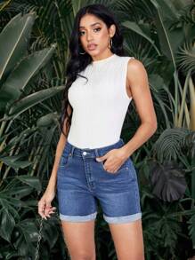 SHEIN LUNE Pantalones cortos de mezclilla casuales y versátiles para mujer con bolsillos y basta enrollada