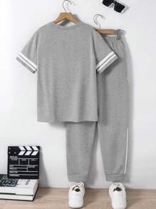 SHEIN 2件套儿童/青少年男童休闲百搭印花撞色罗纹圆领短袖T恤和运动裤套装 - 灰色 - 查看 2