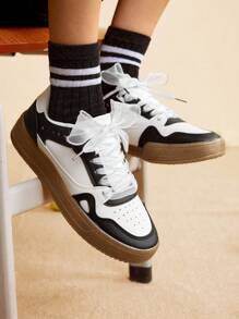 CUCCOO EASI Women's Casual Comfortable Sporty Shoes With Color Blocking, Suitable For Daily Wear Tainers - Black and White - View 2