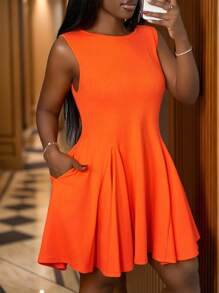 Slaydiva 夏季假期简约休闲基本款圆领口袋喇叭下摆宽松短款连衣裙 - 橘色 - 查看 5