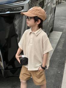 SHEIN 1 件装年轻男孩休闲学院风时尚百搭柔软宽松韩版短袖 Polo 衫，采用纹理面料，适合春、夏、秋季日常穿着、运动、郊游、校园、聚会、节日、摄影