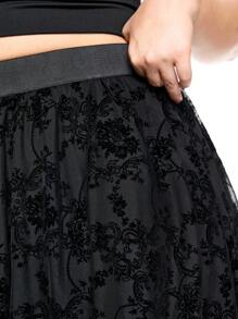 ROMWE Plus Size Gothic Romantic Luxurious Palace Vine Flocked Asymmetrical Hem Contrast Lace Trim Skirt - Black - View 3
