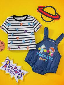 Nick 90s X SHEIN Set da 2 pezzi per bebè maschio: Maglietta a maniche corte con stampa a righe nere e lettere colorate, pantaloni salopette effetto jeans blu