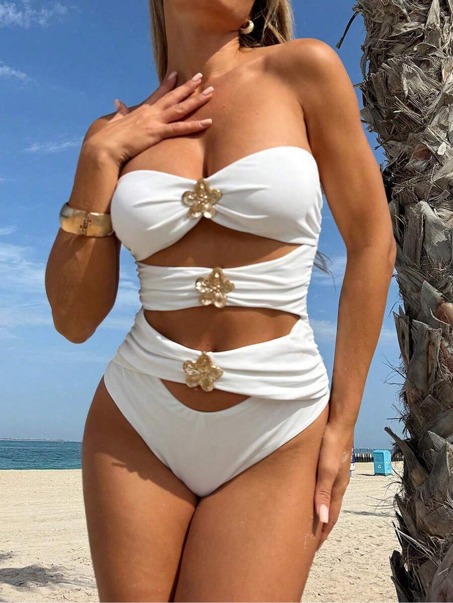 SHEIN 女士镂空 3D 花朵性感褶饰抹胸式连体泳衣 - 白色 - 查看 1