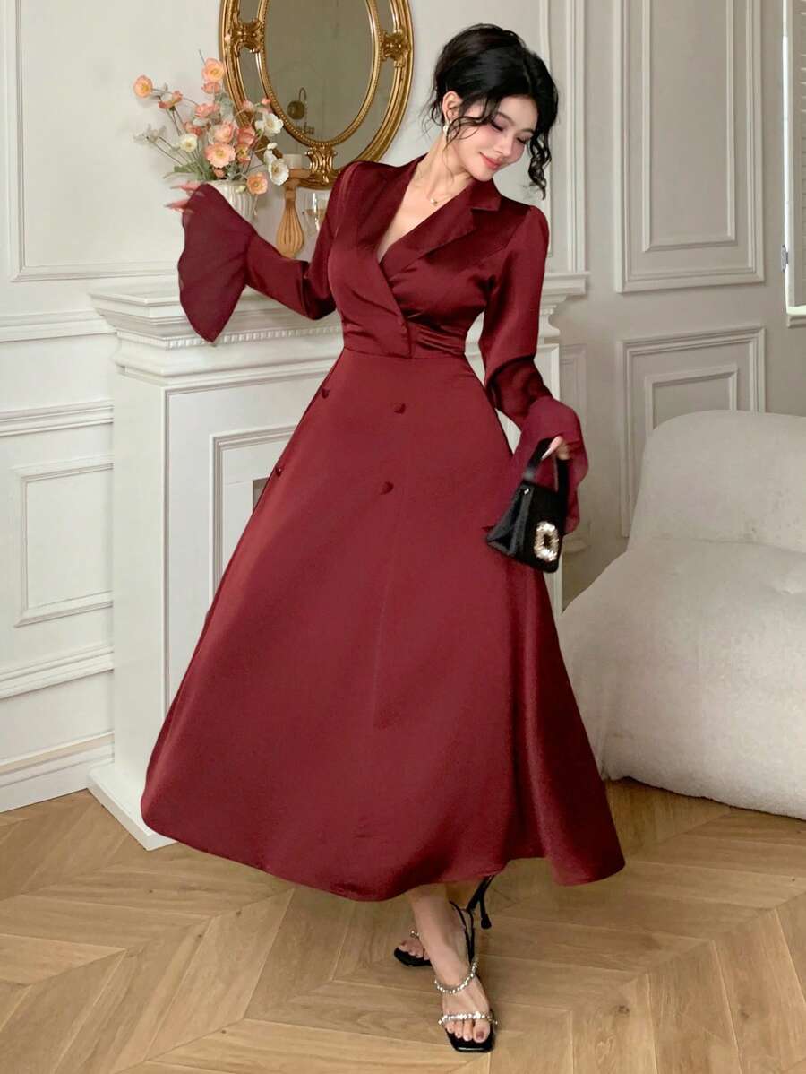 DAZY 缎面纯色商务休闲修身喇叭袖荷叶边拼接及膝连衣裙,优雅正式,适合新年穿着。 - 紅色 - 查看 1