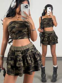 SHEIN Teen Girls Spring/Summer 2pcs/Set Y2K Camo Print Cropped Tube Top And Super Mini Skirt