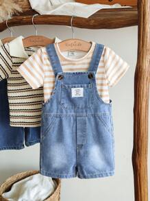 Vintaside Kids Baby Jungen Sommer Rundhals Kurzarm gestreiftes Lässig T-Shirt kombiniert mit Jeans-Latzhosen, geeignet für den Alltag, Lässig, Outdoor-Aktivitäten und Veranstaltungen. Das einfache und bequeme Design verleiht eine entspannte, stilvolle Erscheinung.