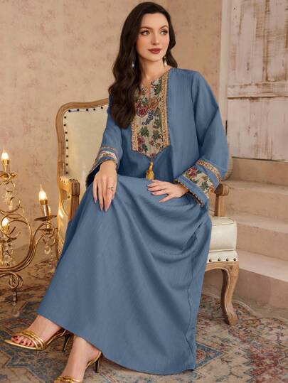 Al Najma 女士春夏 3D 花卉提花阿拉伯传统长袍，端庄